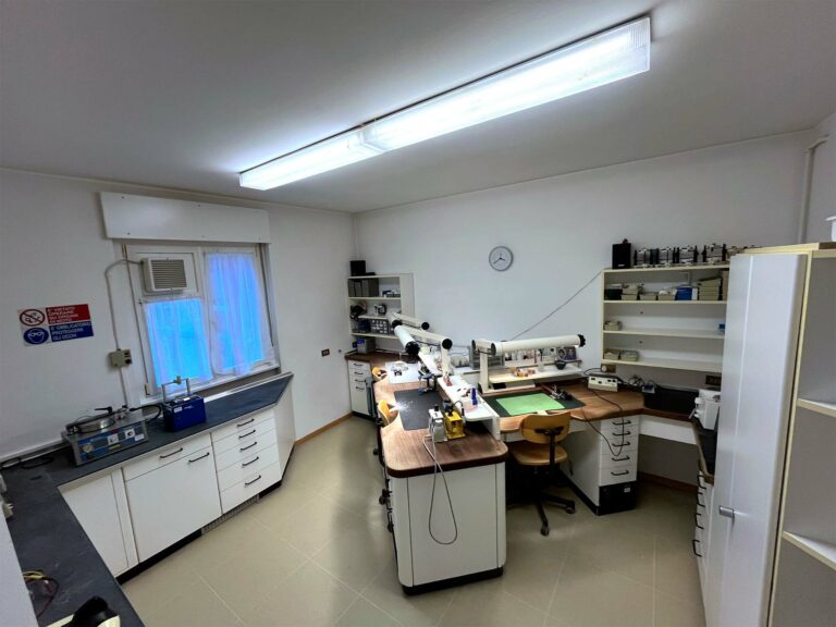 sala banchi